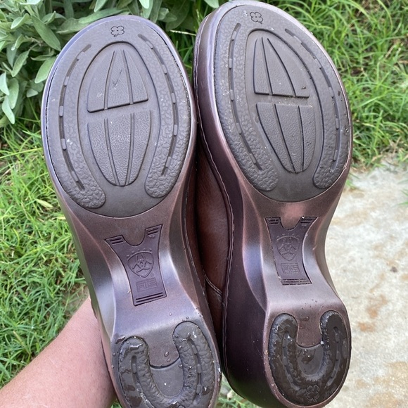 Ariat western slip on clogs mules 9.5 B floral stitching supportive comfort - Picture 10 of 11